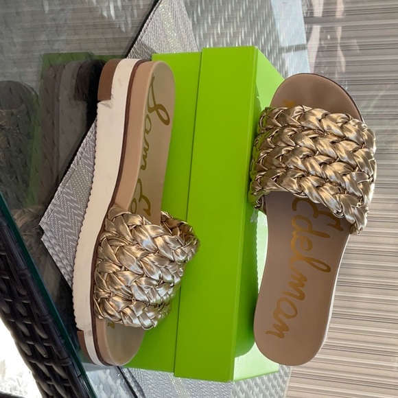 Sam Edelman slip-ons - Picture 2 of 4